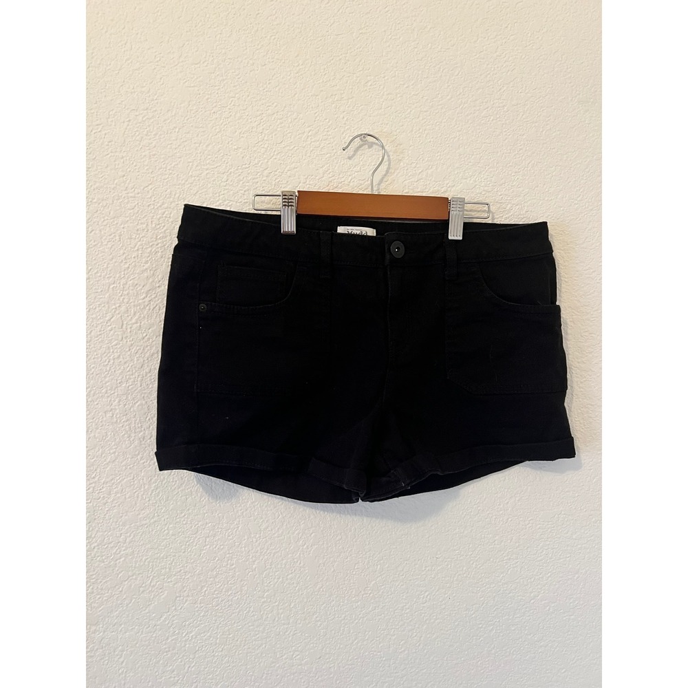 Mudd Womens Black Denim Shorts Y2K Mid Rise Cuffed Size 13 JM62D001RW1